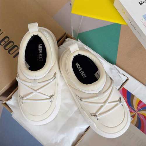 顶级版本：女款 Moon Boot最新24秋冬新款PARK ICON系列 系带 厚底 休闲鞋 一脚蹬 雪地靴 棉靴 原版购入开发 做货 这款Park Icon休