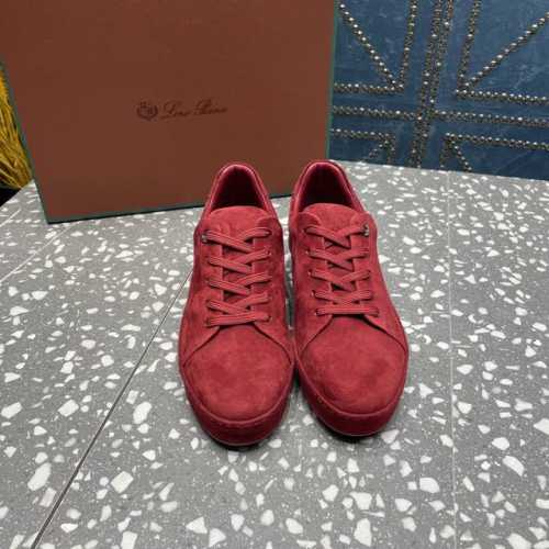 Loro Piana 系列休闲鞋推出 此系列以羊京皮为主，优雅低调奢华。时尚性与皮料实用性同样兼具依然全网最高品质。 ①鞋面：羊京皮 ②内里：羊皮 ③大底：原版