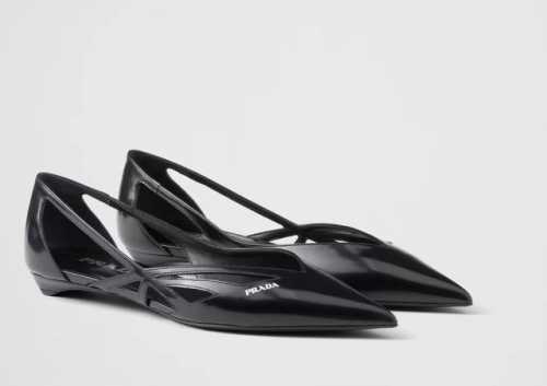 PRADR 普拉达 上新出厂价 进口真皮底 仿真皮底 Prad* Raf simons x 2024 aw 早春最新T台走秀粗跟系列款 鞋面：进口开边珠牛皮 内