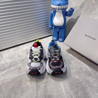 出厂 巴黎世家2025新款6Xl鸳鸯色 balenciaga 6Xl 纯原版本强势出货 重工打造 所有配件均通过定做出产正品裁片 正确字体电绣 粗细 位置 大小