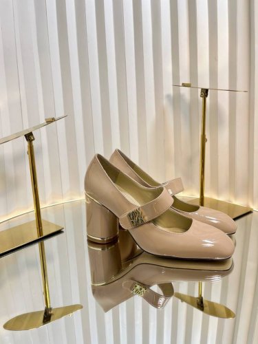 Dior 迪奥 2025秋冬最新时装秀高定系列 Miss Dior 粗跟方头玛丽珍芭蕾舞女鞋 Cd字母Logo五金珐琅方扣低跟一圈带中古女单鞋 原版开发顶级高端