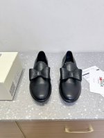 tokyo Bopper 小众潮牌 25Ss春夏新款蝴蝶结 乐福鞋 小皮鞋 真的的美死了！新款小众品牌，每一个颜色都很好看 经典的花朵设计，具有独特的设计 每一