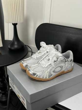 出厂 新品25Ss Oldorder阿甘运动鞋Size：35-40 巨好穿的运动鞋超好搭配小众是真的潮 - 点击图像关闭