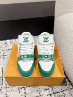 顶级版本 男款 Lv 路易威登L家 Trainer 25 新款 休闲 运动鞋 滑板鞋 Lv Trainer 运动鞋的灵感源自复古篮球鞋，代表 Virgil Ab