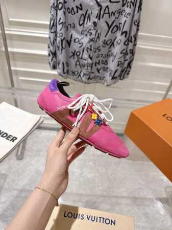 顶级版本 配全套飞机盒包装独家配饰60 louis Vuitton路易威登驴牌春夏Sneakerina系列 芭蕾运动鞋 德训鞋 情侣款 Sneakerina 芭 - 点击图像关闭