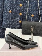 厂价 Jimmy Choo｜吉米周25Wf早春新品 水滴猫跟高跟鞋系列 我们家Jc一如既往品质优越 低调不失华丽 性感又不显张扬说的就是这款 上脚太好看了 鞋型