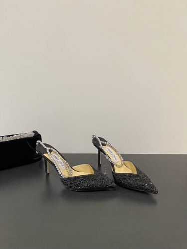 jimmy Choo 最高品质 最新经典钻石链条 渐变烫钻 重工艺水晶半拖鞋单鞋 同步专柜 主打精致 舒适度休闲 甜美 无解风都轻松满足 Blingbling