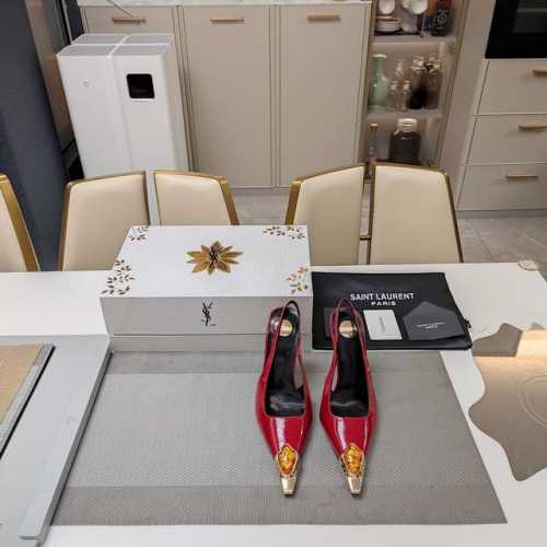 SAINT LAURENT ” SYL圣罗兰 顶级版本25SS众明星网红追捧的电镀性感弯形高跟，大宝石铁头拖鞋。SYL 2025官方VIP 贵宾版金花磁铁盒 认