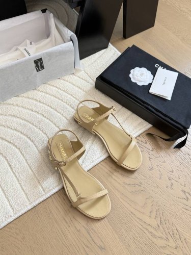 chanel 25C经典一字带凉鞋 新编织面料 编织鞋面 内里羊皮 原版大底 Size:35-39 其他码数定做