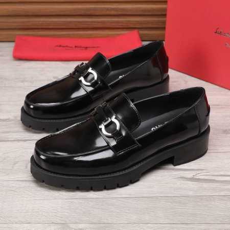 工厂p价 Ferragamo 菲拉格慕 商务皮鞋 正码码数: 38-44 45.46订制 商品材料：精选 进口牛皮鞋面，进口水染牛皮内里。强烈立体视觉效果，组合 - 点击图像关闭