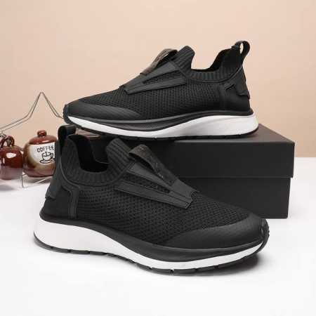 新款，杰尼亚 Zegna，厂价 原版1:1运动闲鞋 高端品质 鞋面采用飞织原版面料制， 时尚潮流 ，大底材质更是厚实且柔软,整体高端大气,品位十足。驾车、出行潮 - 点击图像关闭