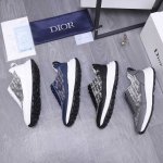 商品商标：Dior 迪奥 ] 商务休闲男鞋 正码码数: 38-44 45定做不退换 商品材料：精选牛皮拼接织布鞋面 皮内里 牛皮鞋垫 橡胶大底