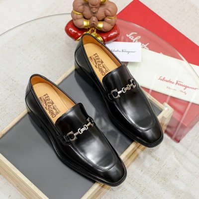 工厂P价 Ferragamo 菲拉格慕顶级男士商务皮鞋官网原版复制，鞋面采用进口官网1:1材料制作意大利压纹牛皮进口水染皮内里。绝非一般的工艺制造，明星御用款！