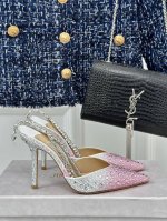 厂价 jimmy Choo 吉米周经典钻石链条尖头水晶高跟凉鞋 超绝的水晶鞋 美到移不开视线 鞋型做的非常秀气 不会过分窄长 内部空间很足 让脚趾能足够的放松