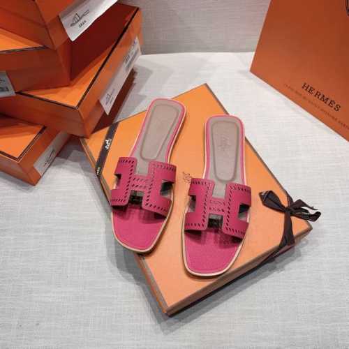 2020全新改版 Hermès 包装升级，版型做工材料升级。 Hermes市场最高版本纯手工鞋 顶级产品爱马仕拖鞋 经典之最，真正的手工鞋，连针线走线数量都和原