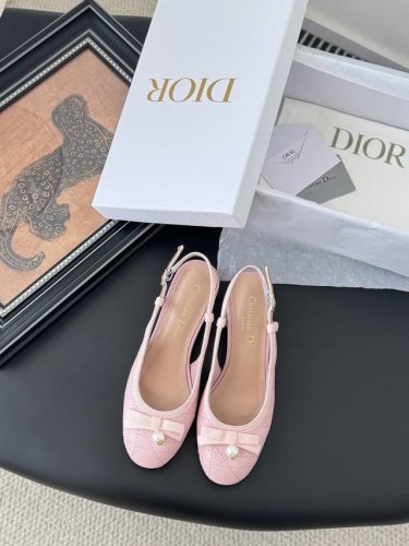 Dior 迪奥25春夏新款玛丽珍单鞋 高版本高品质 鞋面牛皮 内里羊皮 真皮大底 size:35-39 其它码数定做