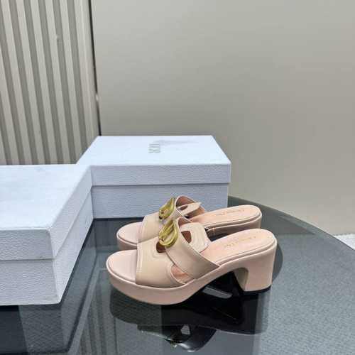 Dior 迪奥24S春夏新品 大cd扣粗跟拖鞋 鞋面采用进口小牛皮 内里采用羊皮内里 意大利进口牛皮大底 水台：2Cm 跟高：7Cm 码数：35-39 40 4