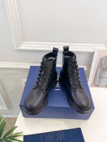 Dior 迪奥 24 2024秋冬新品 顶级版本 专柜主打新款 Miss Dior 系带马丁靴短靴 硬货上新 代购级别！高级感十足！国内外博主刷爆的一款，复古又