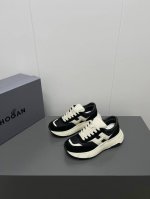 HOGAN 2025春夏最新运动鞋情侣厚底老爹鞋爆款休闲系列 松糕厚底休闲鞋 流行 H拼色工艺~休闲运动鞋履精湛手工设计融入军装元素，兼职实用与个性造型感;多元