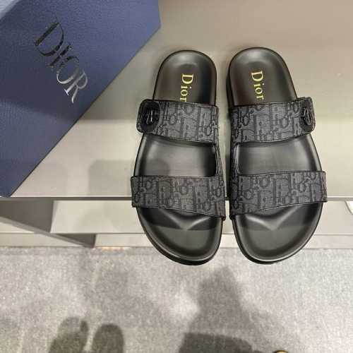 码数38-45 Dior迪奥 最新款H-Town 系列 Oblique 厚底 拖鞋 凉鞋 原版购入开发 做货 这款 Dior H-Town 凉鞋致敬运动风格经典