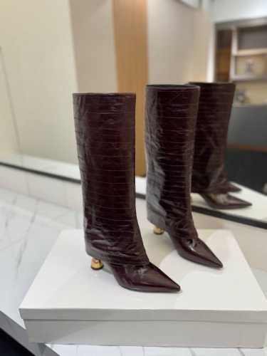 VANDA NOVAK来自意大利的品牌 全网独家 耗时3个月研发 鞋跟独特设计酒杯 2024重磅系列 众多联手意大利品牌 推出高级感满分的鞋款系列 火遍ins