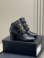顶级品质 Chanel Ss25 New Arrival～ 小香25春夏粗跟三扣玛丽珍；看着还好，上脚惊艳啊！小羊皮材质无敌好！鞋底意大利进口牛皮 Size 3