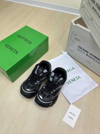 最全色 Bv Orbit运动鞋 王一博 同款 情侣款老爹鞋 Runner运动鞋，采用轻质科技网布面料。 搭配几何图案设计橡胶外底。 黑色 女款 男款10 王炸系 - 点击图像关闭