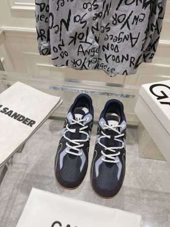 出厂 新品来袭 GANNI 杨幂同款 拼色复古德训鞋休闲运动鞋 原版购入开发 做货 丹麦知名品牌ganni 复古拼色德训运动鞋 整体鞋面为颗粒感十足的帆布材质， - 点击图像关闭