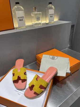 爱马仕 HerméS 经典 工 字拖 高品 原版工艺 黄配橙色 款式经典 简约 此款主要对比的就是工艺 品质 爱马仕 HerméS 夏天开始不一样的夏天生活 爱 - 点击图像关闭
