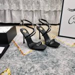上新 YSL 顶级高版本2025官网同步新款水钻装饰一字带凉鞋细节处理完美垫脚羊皮 质感细腻 AAA级意大利黑色真皮大底极致完美复刻1鞋面：进口真丝2垫脚：进口
