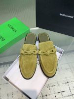 Bottega Venetabv Astaire系列结绳配饰乐福拖鞋 上脚轻松又时髦 穿上它 百搭又时髦 轻松穿出高级感 每一步都走出你的时尚新节奏 鞋面材质选