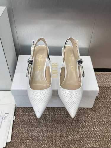 工厂p价p J‘Adior织带后空凉鞋 迪奥 Dior 2025 春夏新款冲孔女鞋 Toujours 刺绣字母Logo中跟蝴蝶结拼色凉鞋 市场顶级高端版本 材质