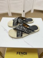 实价 。 Fendi-芬迪 官网同步 专柜品质 时尚简约经典款 进口原版牛皮面料 真皮内里 原版大底 尺码 Size 38-44 45、46、47定做不退换
