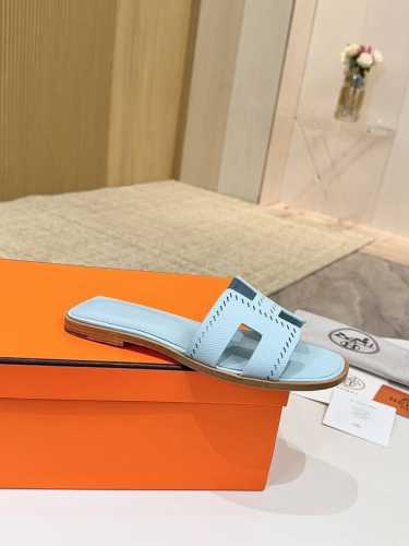 爱马仕Hermes，真皮大底 出厂价 顶级版本！原版开发 鞋面：牛皮 内里垫脚 羊皮 大底：意大利真皮大底 码数：34-43注 34 41 42 43 码定做