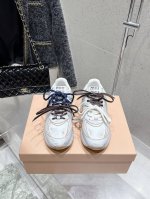 代购版 miumiu 缪缪 25Ss 春夏新款 饼干鞋阿甘鞋休闲运动鞋 miumiu最新爆款 前卫大胆的设计 Miu Miu风格融于此款厚底帆布运动鞋的简约线条