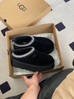 UGG2024官网同步 民族风简约款 越看越好看系列 两色：黑色.栗色 Size：35-40 40定做