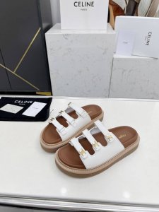 Celine新款，标志性金属凯旋门微标吸晴 三带厚底拖鞋 脚感轻盈，35-41