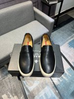 Prada 普拉达 休闲鞋 正码码数 38-44 45可定做 商品材料：精选 牛皮、羊皮内里 原版大底