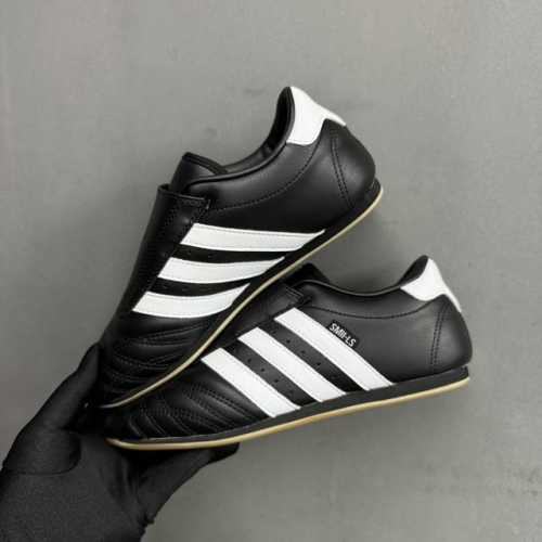档口现货 adidas Originals Taekwondo Low White Black 跆拳道系列低帮经典复古薄底休闲运动舒适训练慢跑鞋 皮革黑白 一脚