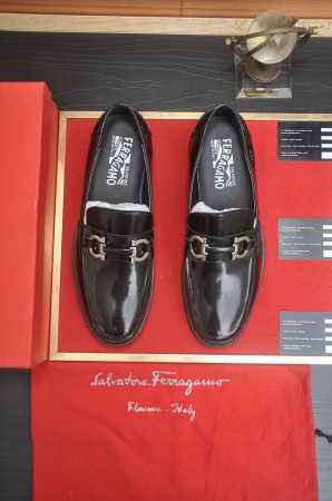 出厂价p Ferragamo 菲拉格幕 专柜最新款 原版进口开边上乘牛皮手工编织成+进口牛里+原版奢华金属扣+原版组合大底 对比无压力 38--45 45定做 - 点击图像关闭