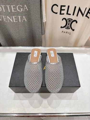 高版本出厂 半托 独家新品 Alaia 阿莱亚25Ss 走秀款平底半托网面芭蕾舞鞋 最近超火的一款平底鞋 章小蕙同款 甜酷芭蕾风 人气超高的一款芭蕾舞鞋，浪漫又