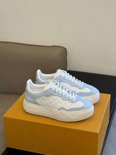 L v ss24 new arrival～ L 家 2024春夏Groovy 运动鞋 ：正品13930rmb 独家购入，附带正品购买图片，视频 厚底版型，增高绝