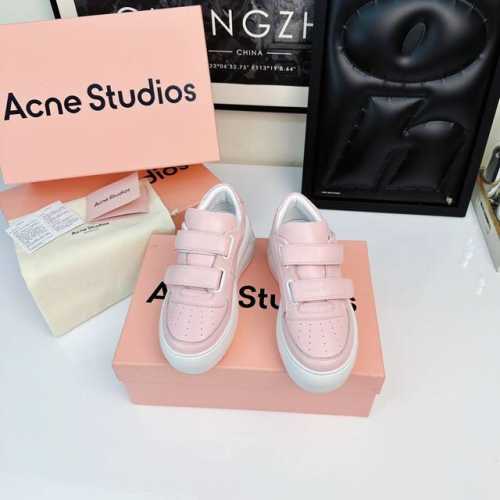 ACNE24SS爆全网的笑脸厚底小白鞋最高品质出货 厚底设计，不仅增加高度，更显时尚感。 无论是日常出行还是外出旅游，都是所有小仙女的不二选择。 鞋面：进口小牛