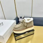 出 PRADA 普拉达24秋冬新款△三角标厚底靴 系带雪地靴 双色擦色牛绒真羊羔毛 真皮沿条 双色TPU大底 Size：35-39 40 41定做不退换