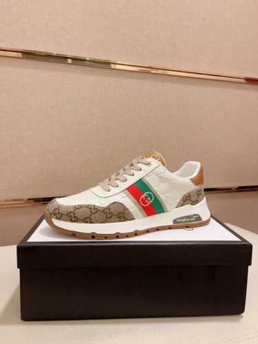 工厂价 新款单鞋 古奇 鞋面进口牛皮官网1 1面料，内里进口羊皮内里 。原版大底开模，每一位男士的身份衬托，上脚大气稳重高端定制专柜原版复刻不管风吹雨打鞋楦不变