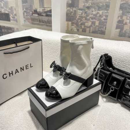 橙子出厂价 CHANEL 香奈儿秋冬新款 蝴蝶结粗跟短靴 后拉链弹力靴 跟高：5cm 码数：35-40 - 点击图像关闭