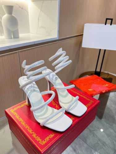 出厂 Rene Caovilla 芮妮 乔薇拉 Rc 蛇型缠绕爆红仙女凉鞋系列，魅惑华丽的顶级硬货，是每个女人的Dream Shoes缠绕在脚裸的蛇形装饰让您的