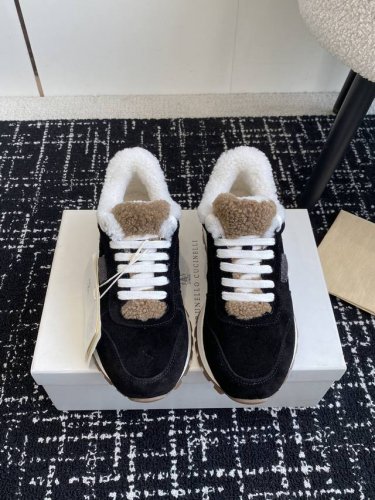 代购级 Brunello Cucinelli 24ss最新 Bc 系带 羊毛休闲鞋 鞋面进口麂皮 进口牛皮 内里进口羊毛 0.5mm圆形冲孔设计 透气不闷脚 独