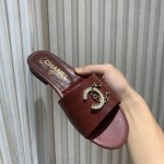 chanel2025 小香春夏新款爆品双C钻扣平底拖鞋 材质：原版小牛皮 内里：原版内里羊皮 垫脚：羊皮 大底：真皮大底 码数:35-41 40 41定