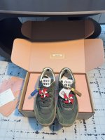 miumiu25新品时髦复古舒适Tyre系列登山鞋德训鞋运动鞋！ 今年王炸爆款！必荐款！ 今年真的被Miumiu拿捏了..... 步入运动鞋的新纪元，Tyre系